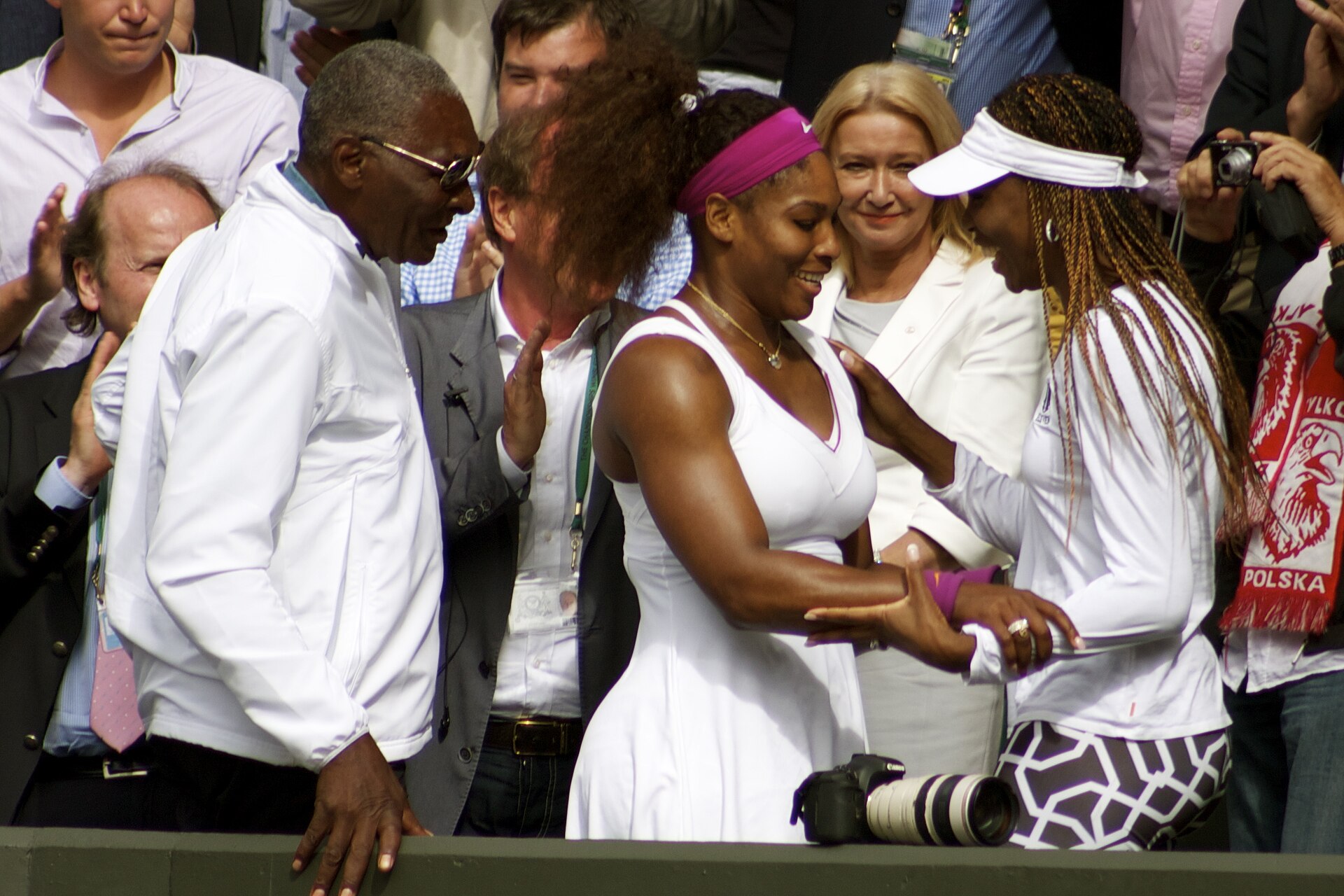 Williams-systrarna planeras spela dubbel på lördag i Wimbledon – redaktionellt foto
